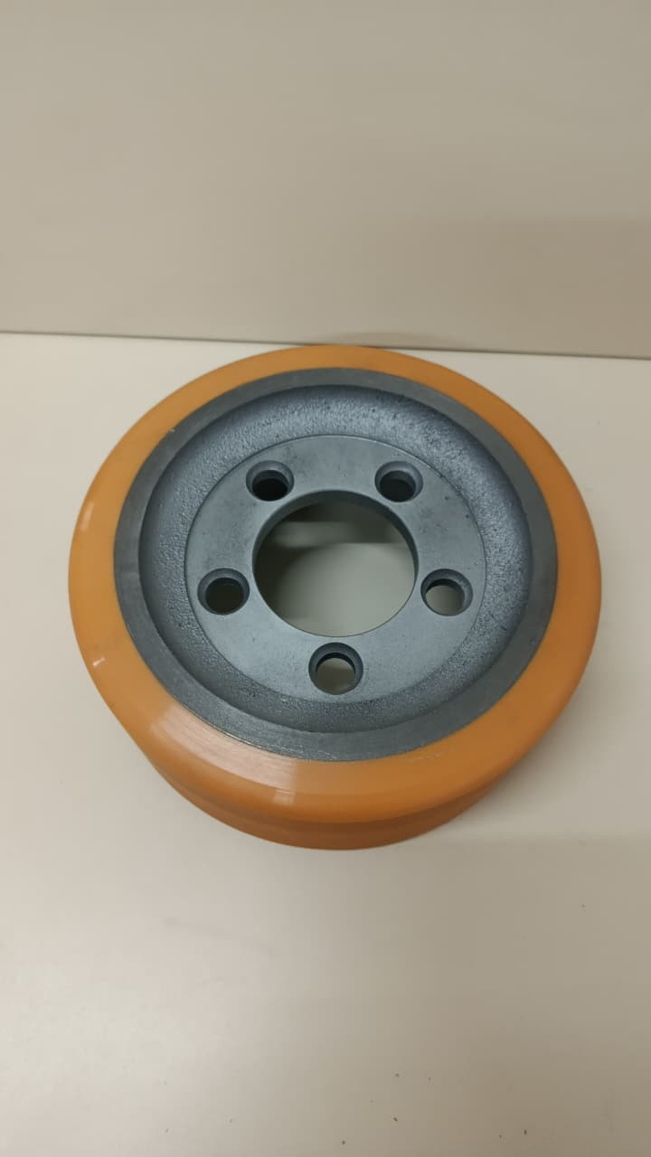 Roda de poliuretano modelo RODA DE TRAÇÃO TE25 250X206X100 — foto 1